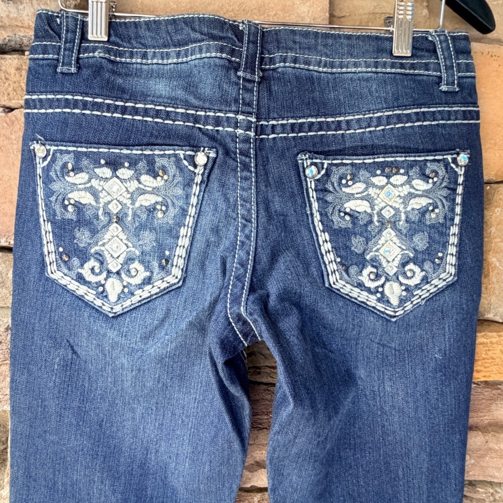 Paisley Sky Womens 6 Bootcut Jeans Blue Embroidered Rhinestone Pockets Stretch
